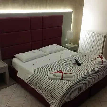 Nocleg ze śniadaniem Sant'oronzo 2*