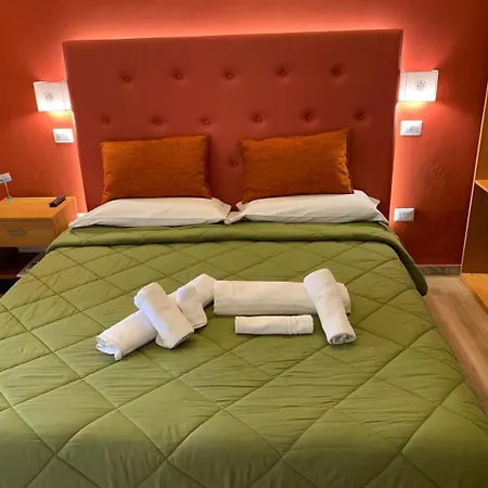 Frühstückspension Sant'oronzo 4*