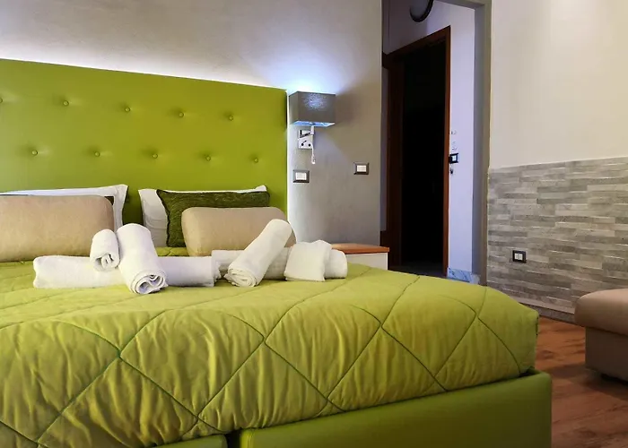 Nocleg ze śniadaniem Sant'oronzo 4*